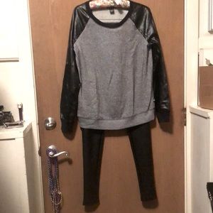 Sweatshirt w/faux leather sleeves